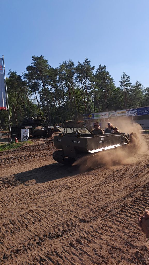 Legervoertuigen Achterhoek