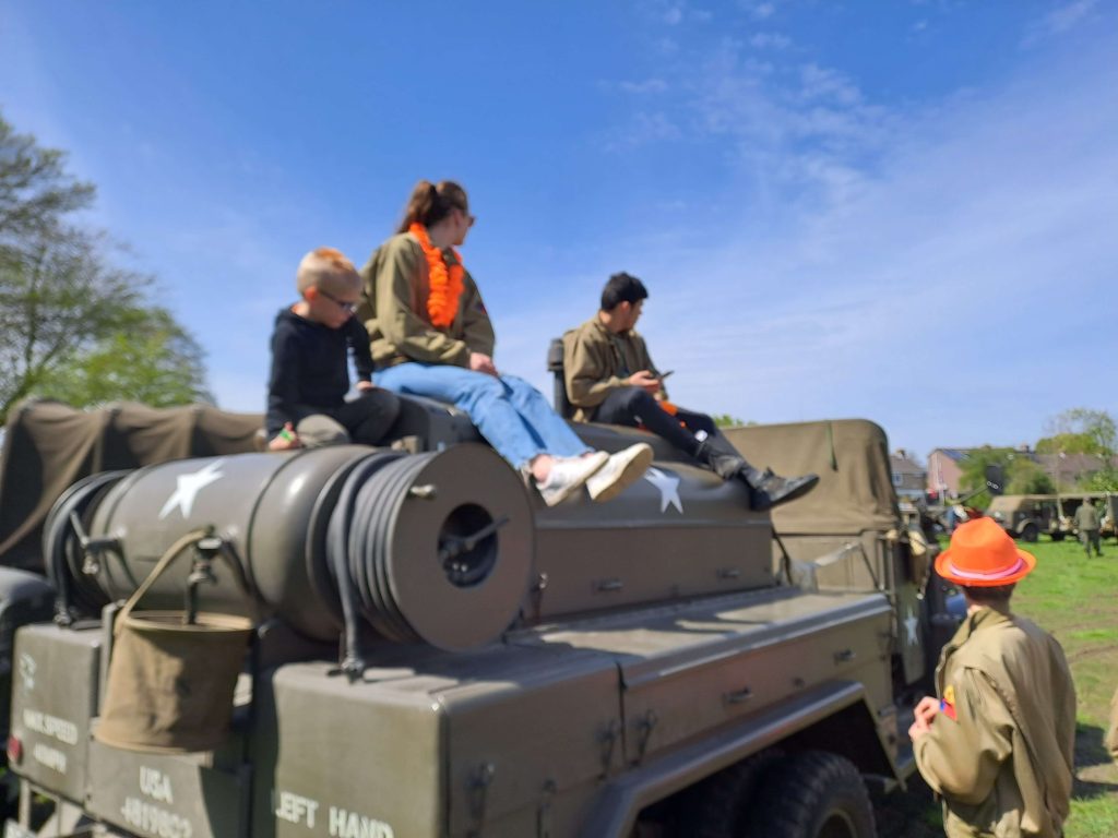 Legervoertuigen Koningsdag