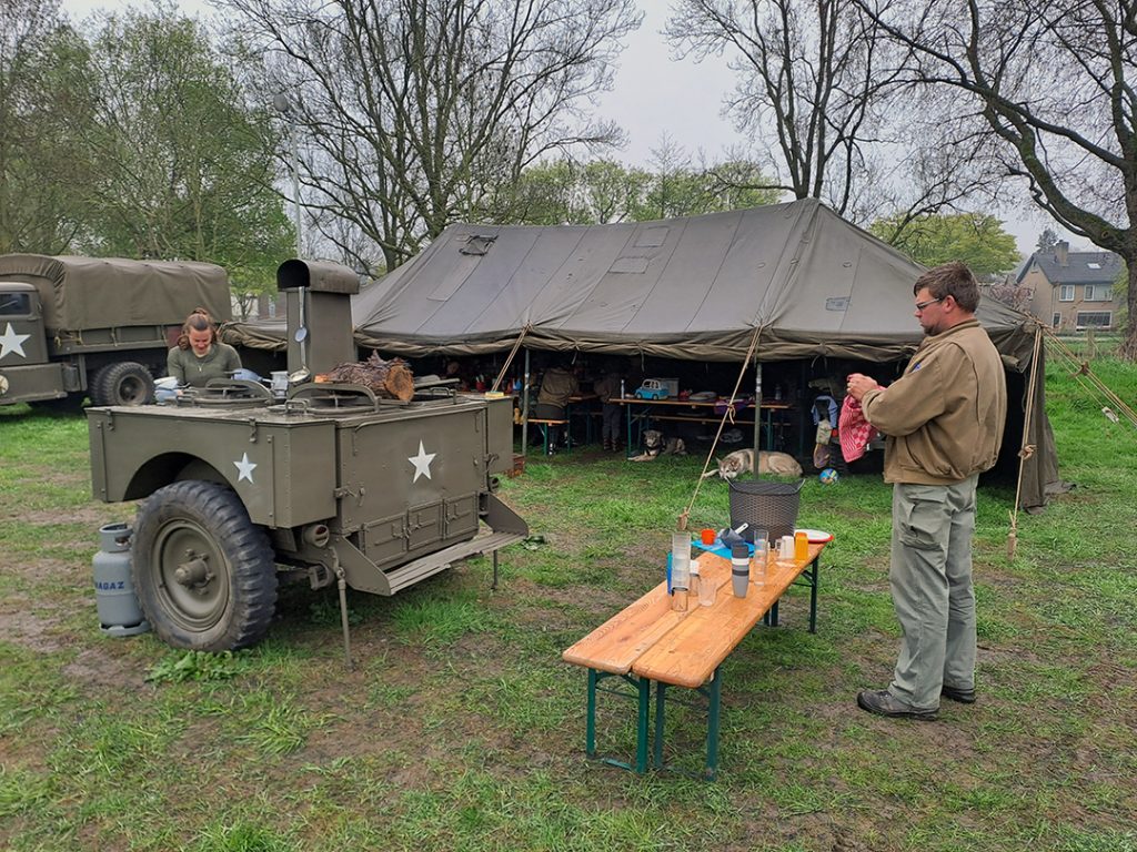 Legervoertuigen Koningsdag
